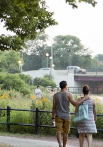 couple walking in Humboldt Park in Chicago