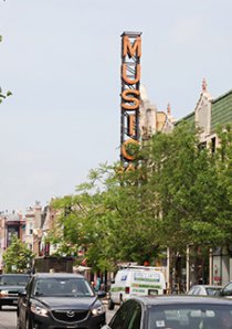 Southport Ave and the large sign of The Music Box Theater in Lakeview, Chicago