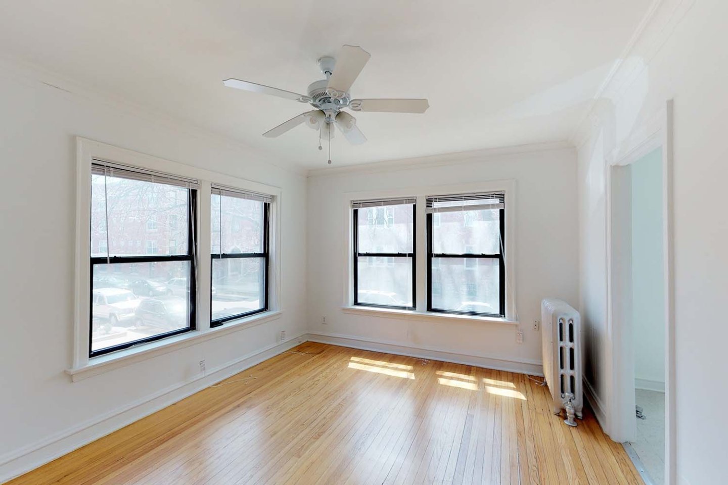 1440 E. 52nd Street Apartments