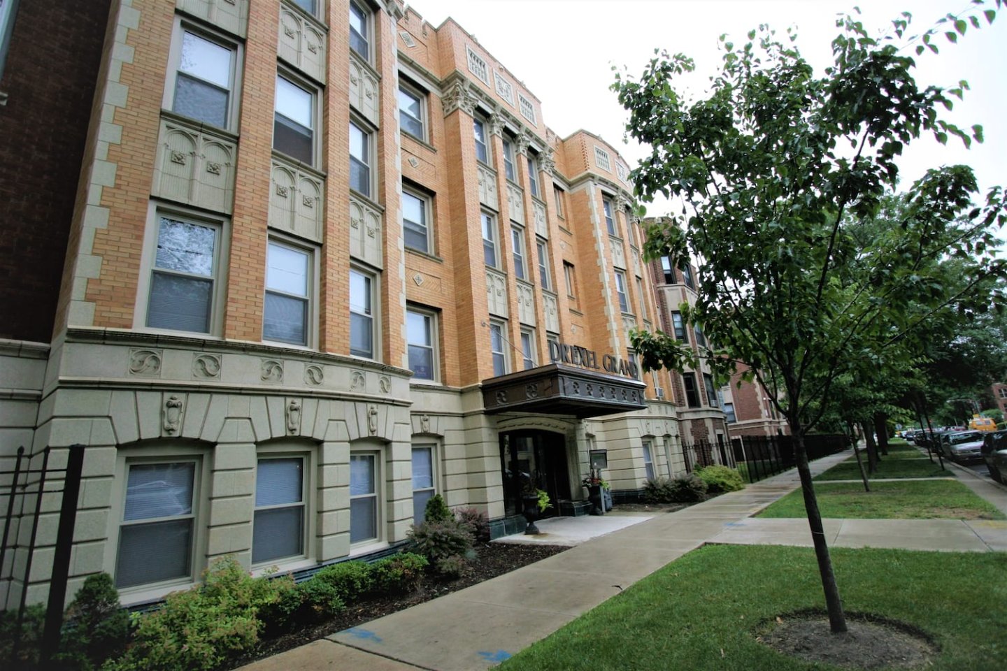 Drexel Grand Apartments For Rent Chicago Domu