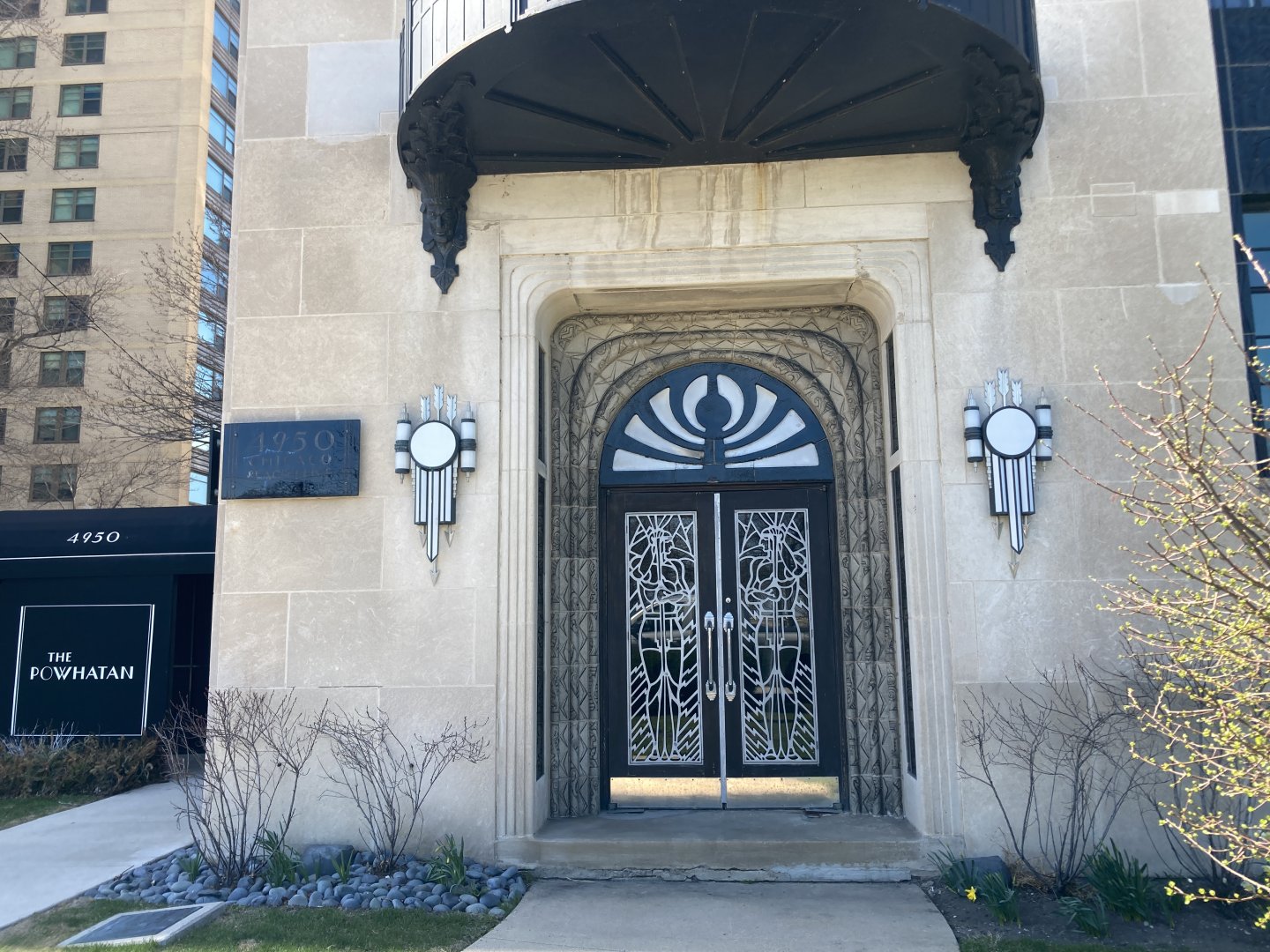 The Powhatan Apartments For Rent Chicago Domu