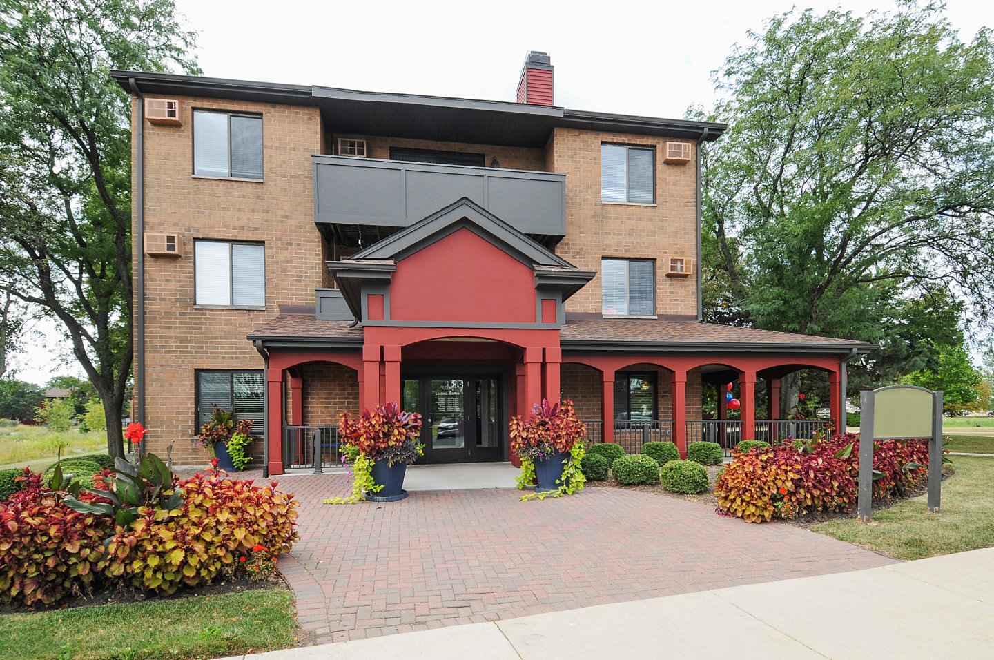 Naperville Apartment Rentals