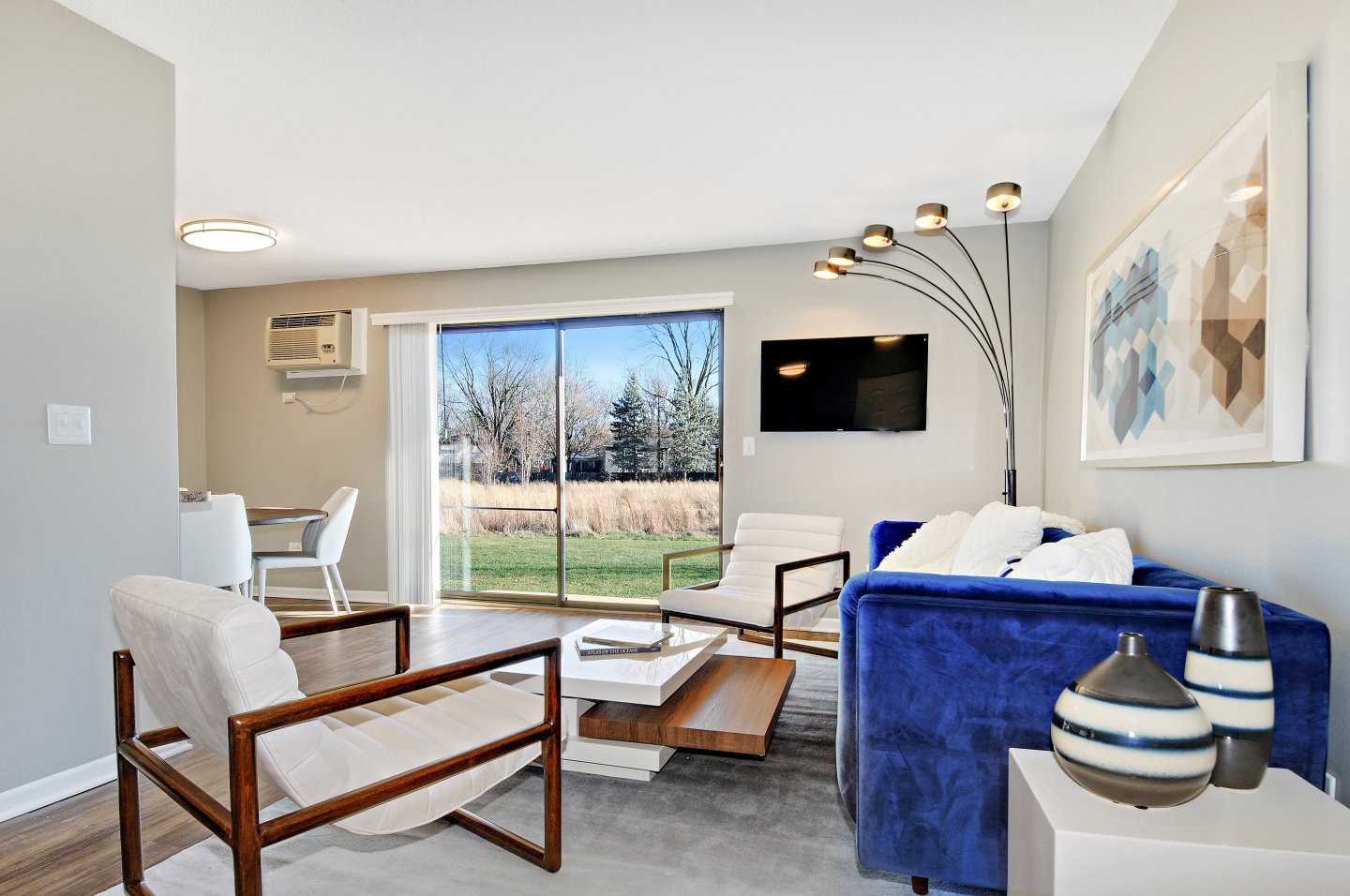 Fifteen98 Naperville Apartments For Rent Naperville Domu