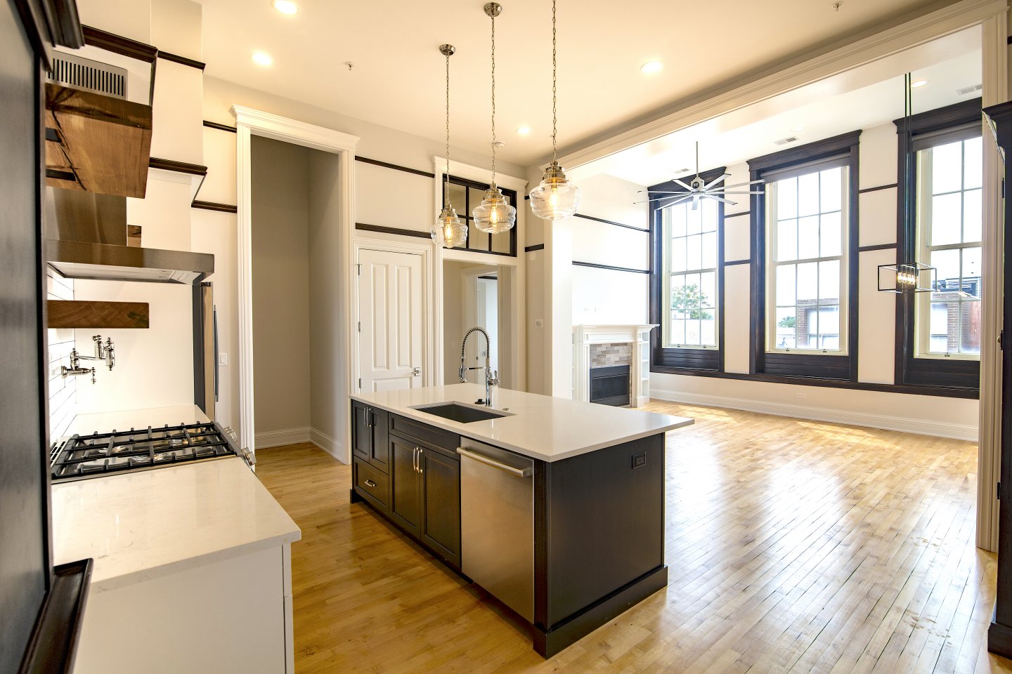 Motley School Apartments For Rent Chicago Domu