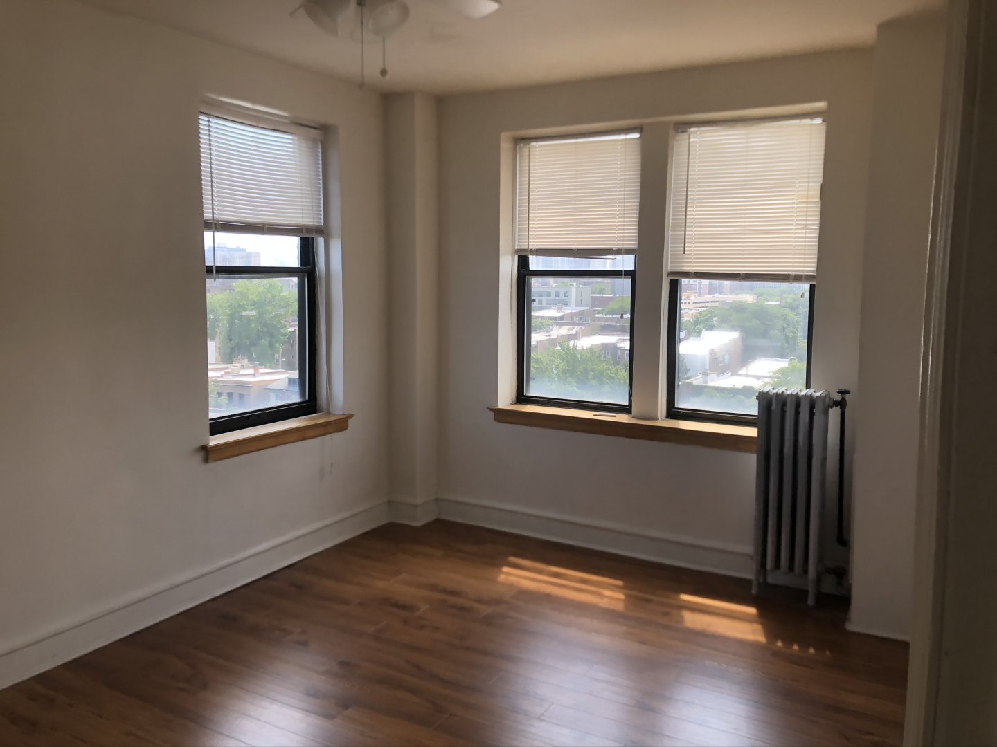 Rogers Park Apartments For Rent 1 Bedroom, 1 Bathroom At 1263 W PRATT