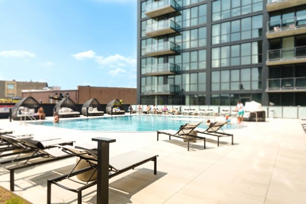 The Mason Apartments For Rent - Chicago | Domu